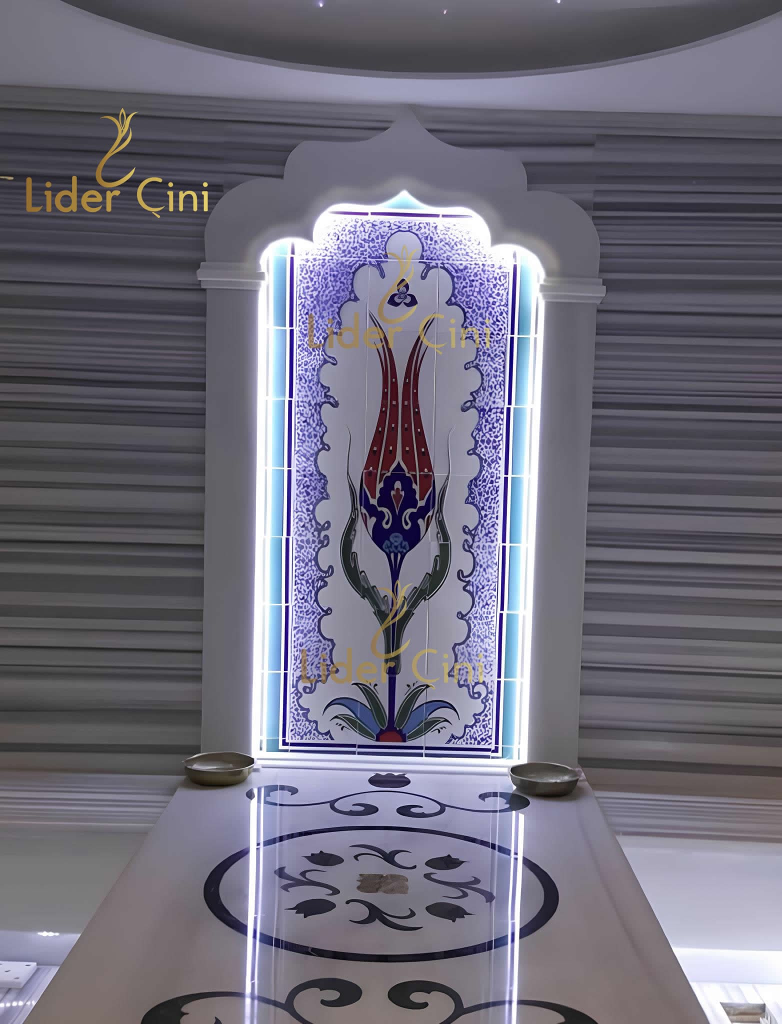 Hamam Çinileri-10, Lider Çini, 60x120 Lale Desenli Hamam Kurna Arkası Çini Pano, Hamam Seramikleri